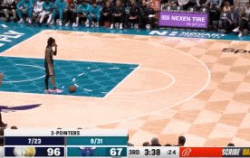 1672919458097074647.gif 灰熊.gif